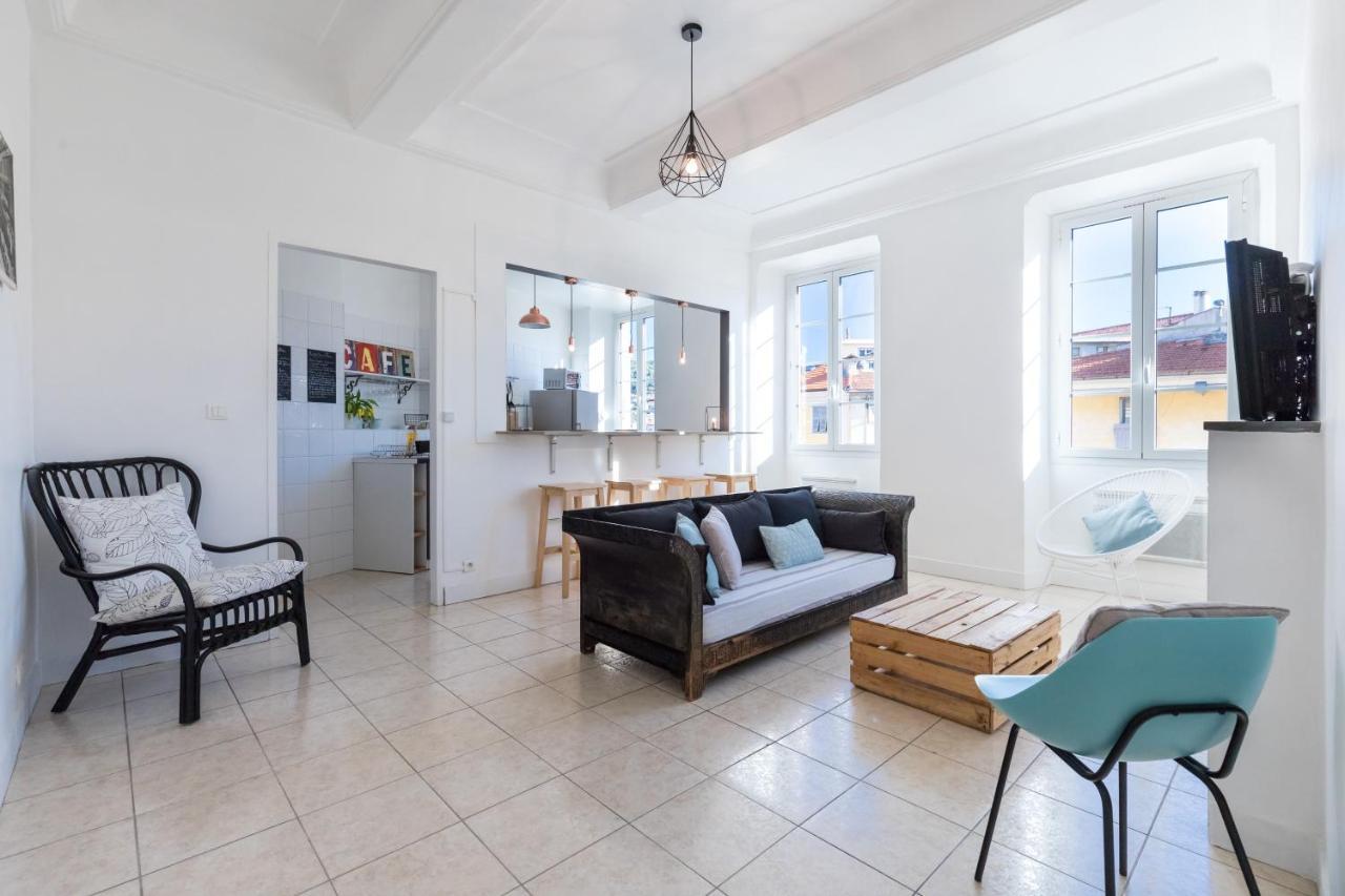 Bright Apartment Old Town นีซ ภายนอก รูปภาพ